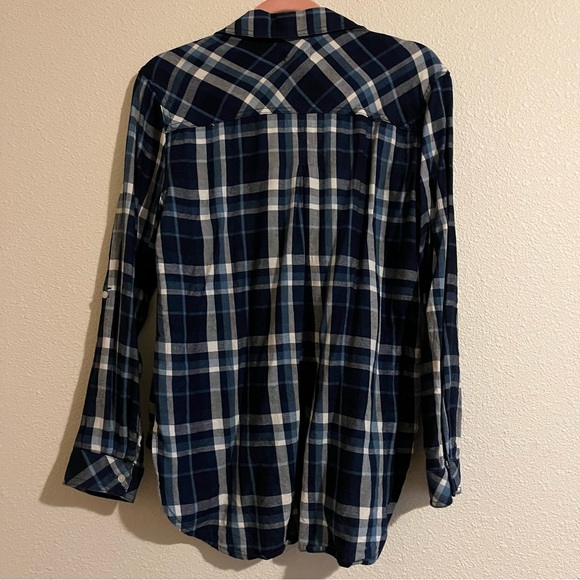id : 23 Women’s Blue Plaid Flannel Button Up Cover Up Cardigan Size Medium - Picture 9 of 11